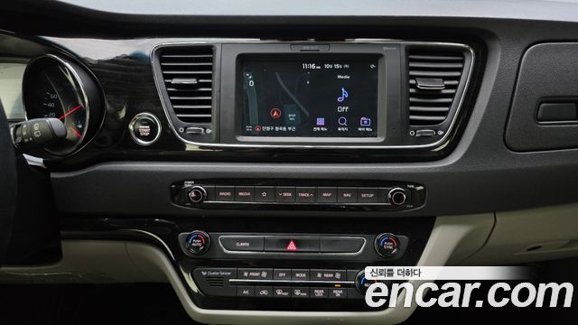 Kia Carnival 9-Seater Noblesse Special 2019 — фото 28