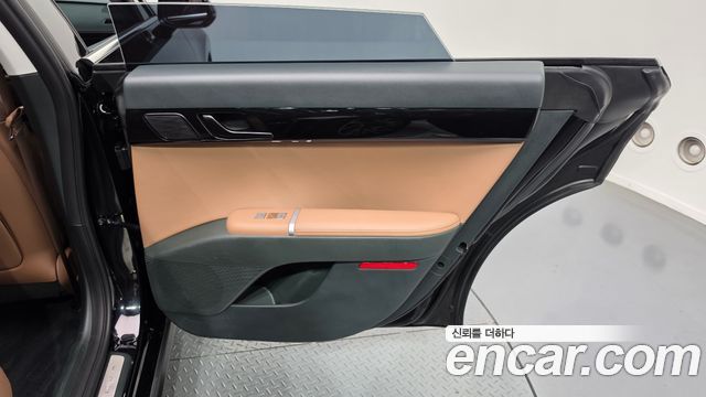 Hyundai Grandeur (GN7) 2,5 Gasoline 2WD Premium 2025 — фото 25