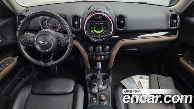 MINI Cooper D Countryman Standard 2nd 2018 — фото 7