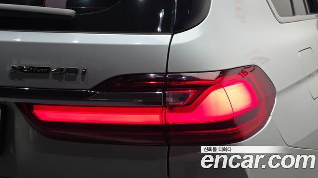 BMW X7 (G07) xDrive 40i Design Pure Excellence 6-Seater 2021 — фото 23