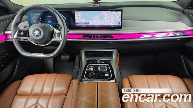 BMW 7 Series (G70) 740i sDrive Design Pure Excellence 2023 — фото 7