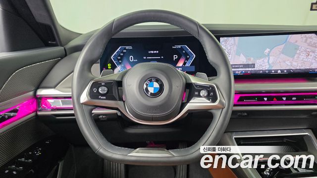 BMW 7 Series (G70) 740i sDrive Design Pure Excellence 2023 — фото 13