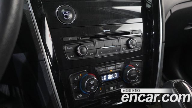 Renault Korea SM7 Nova LPLI 2.0 LPe Disabled 2017 — фото 11