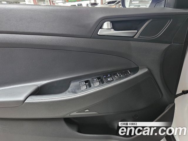 Hyundai Tucson Diesel 2.0 2WD Modern 2020 — фото 9