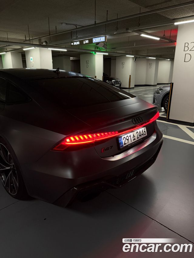 Audi RS7 (4K) 4.0 TFSI Quattro 2022 — фото 3