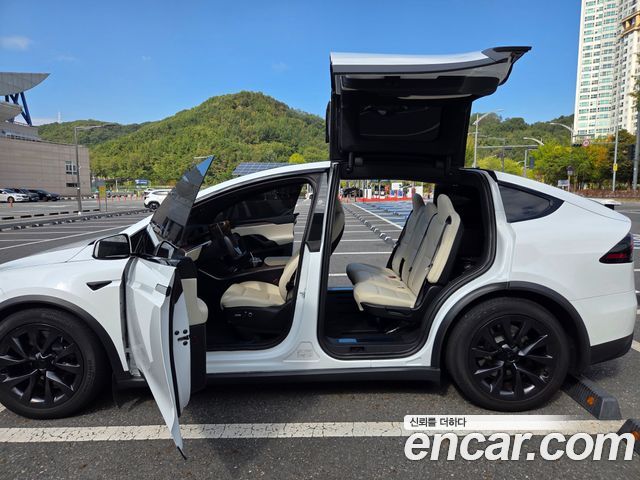 Tesla Model X AWD 2023 — фото 15