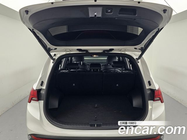 Hyundai Santa Fe Diesel 2.2 2WD Prestige 2021 — фото 23