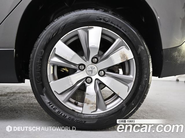 Peugeot 2008 1.6 BlueHDi Feline 2015 — фото 5