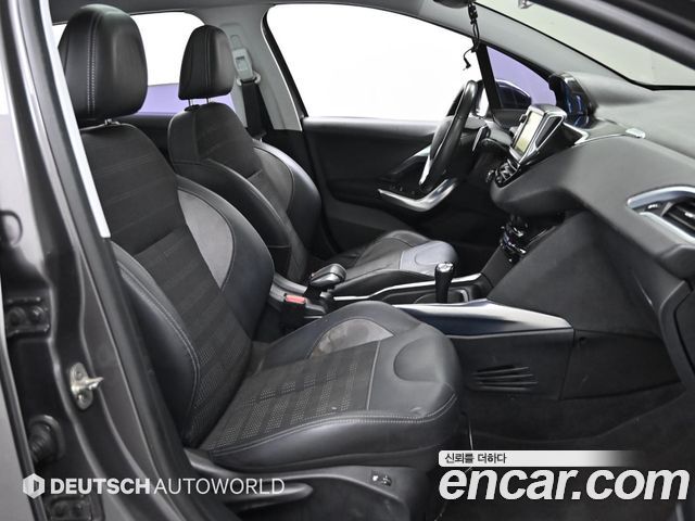 Peugeot 2008 1.6 BlueHDi Feline 2015 — фото 10