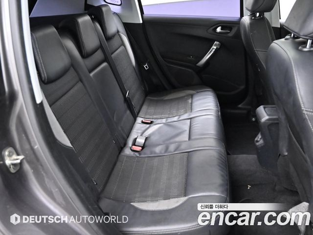 Peugeot 2008 1.6 BlueHDi Feline 2015 — фото 16