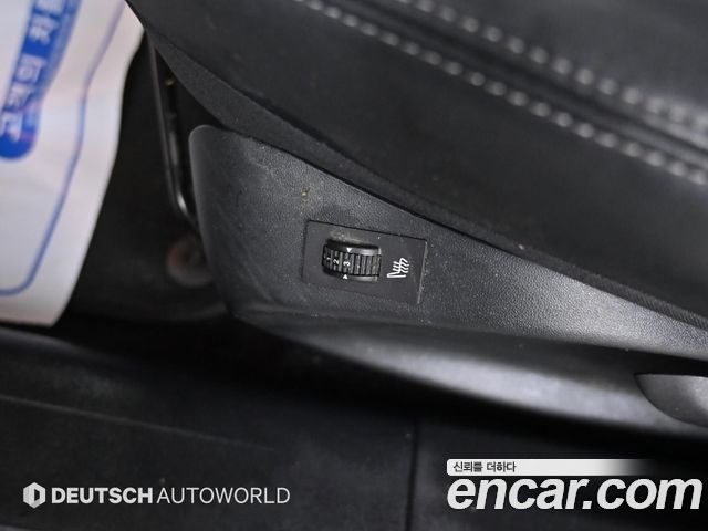 Peugeot 2008 1.6 BlueHDi Feline 2015 — фото 21