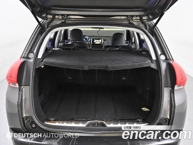 Peugeot 2008 1.6 BlueHDi Feline 2015 — фото 24