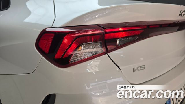 Kia K5 (III) 2.0 Prestige 2023 — фото 23