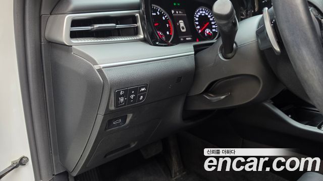 Kia K5 (III) 2.0 Prestige 2023 — фото 27