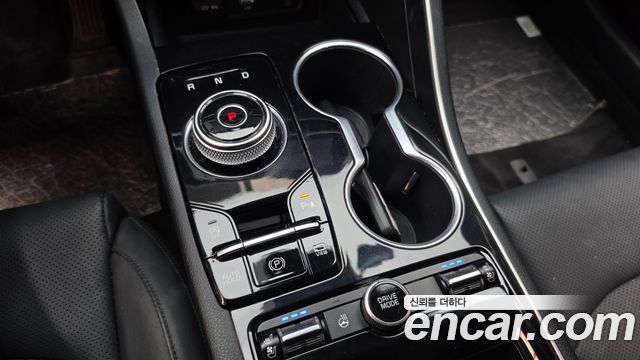 Kia K5 (III) 2.0 Prestige 2023 — фото 9
