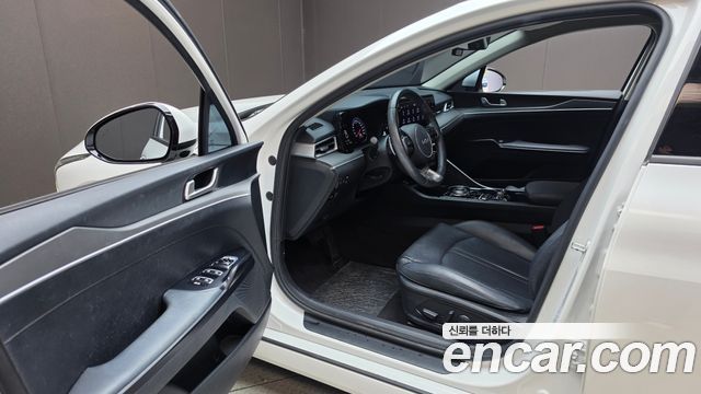 Kia K5 (III) 2.0 Prestige 2023 — фото 10