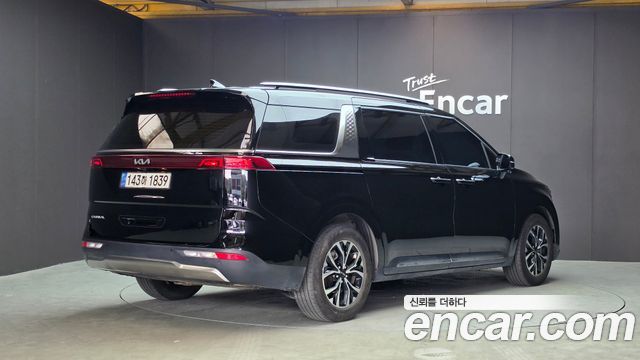 Kia Carnival (IV) Diesel 9-Seater Signature 2023 — фото 2