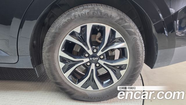 Kia Carnival (IV) Diesel 9-Seater Signature 2023 — фото 21