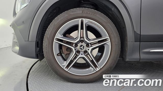 Mercedes-Benz GLB-Class (X247) GLB250 4MATIC 2023 — фото 5