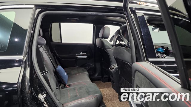Mercedes-Benz GLB-Class (X247) GLB250 4MATIC 2023 — фото 12