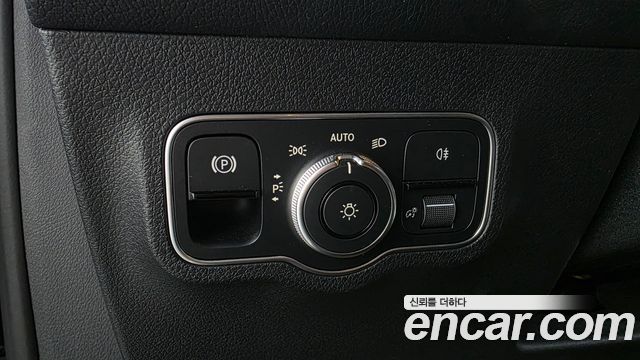 Mercedes-Benz GLB-Class (X247) GLB250 4MATIC 2023 — фото 17