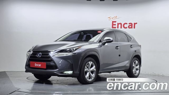 Lexus NX300h Executive