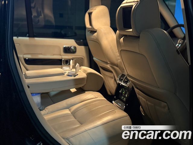 Land Rover Range Rover V8 5.0 Supercharged 2011 — фото 16