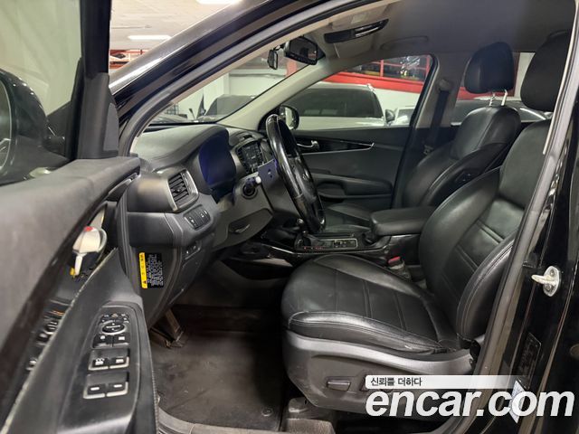 Kia Sorento Diesel 2.0 2WD Noblesse 2016 — фото 6
