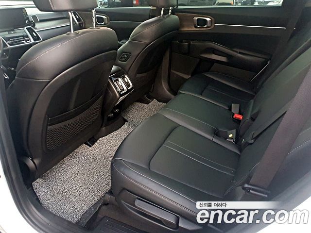 Kia Sorento (IV) Gasoline 2.5T 2WD Prestige 2022 — фото 6