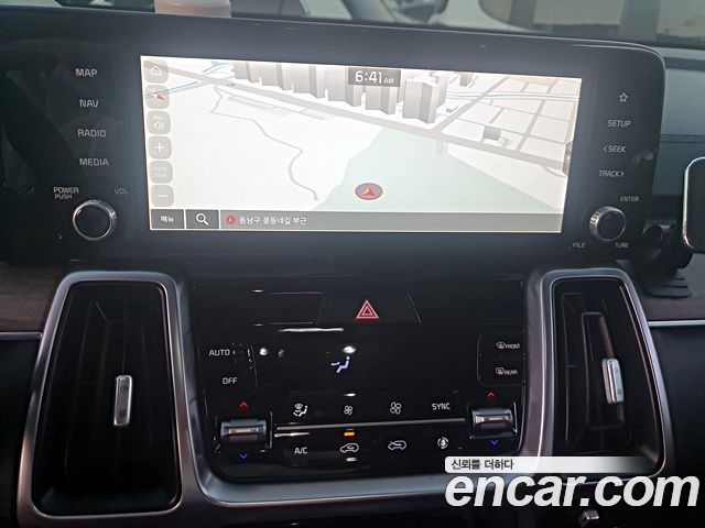 Kia Sorento (IV) Gasoline 2.5T 2WD Prestige 2022 — фото 17