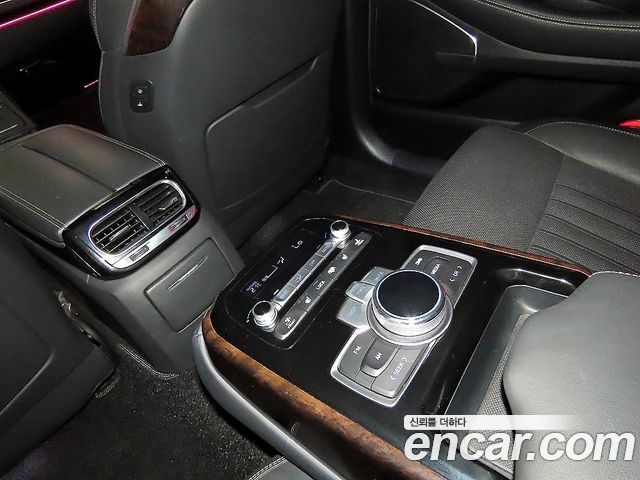 Genesis G90 3.8 AWD Luxury 2019 — фото 19