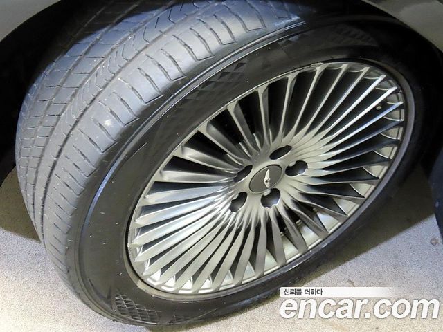 Genesis G90 3.8 AWD Luxury 2019 — фото 24