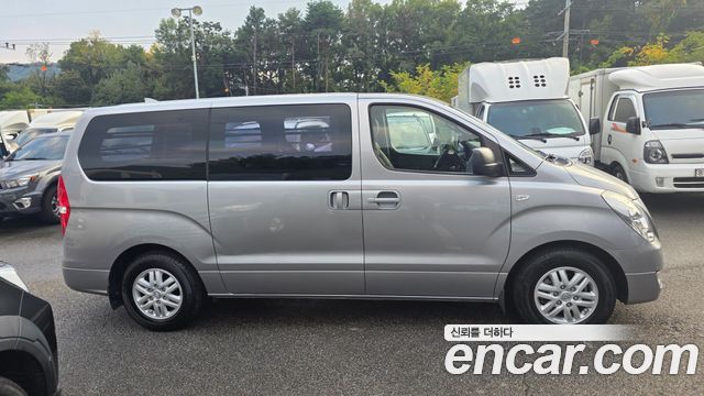 Hyundai Grand Starex 3-Seater VAN Smart 2018 — фото 8
