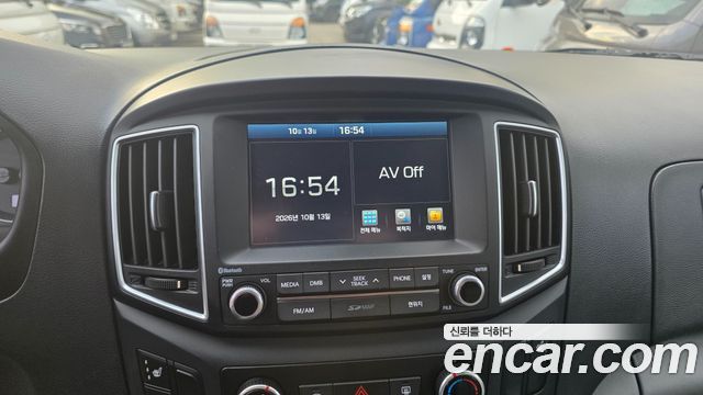 Hyundai Grand Starex 3-Seater VAN Smart 2018 — фото 19