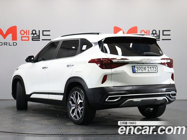 Kia Seltos Gasoline 1.6 Turbo 2WD Signature 2023 — фото 5
