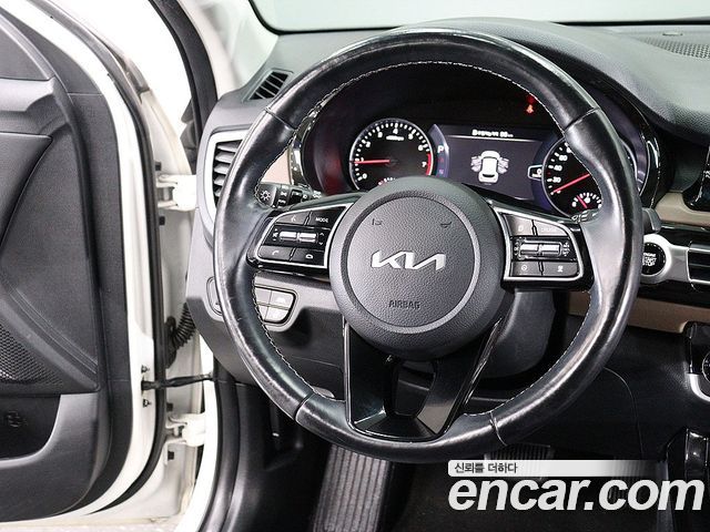 Kia Seltos Gasoline 1.6 Turbo 2WD Signature 2023 — фото 8