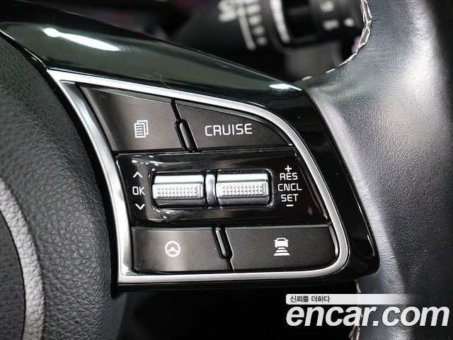 Kia Seltos Gasoline 1.6 Turbo 2WD Signature 2023 — фото 15