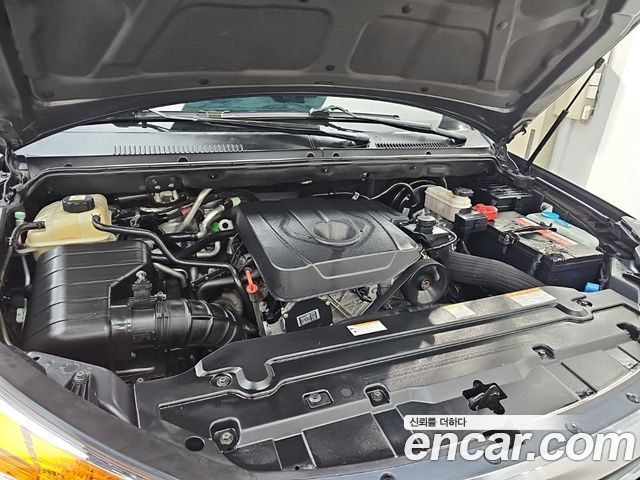 KG Mobility (SsangYong) Korando Turismo 4WD RX 9-seater 2018 — фото 6