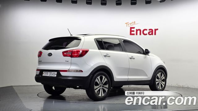 Kia Sportage R Diesel 2WD TLX High-Deluxe 2013 — фото 2