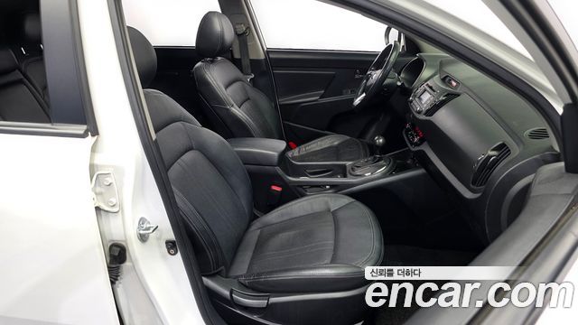 Kia Sportage R Diesel 2WD TLX High-Deluxe 2013 — фото 11