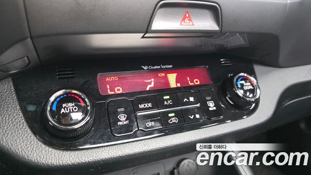 Kia Sportage R Diesel 2WD TLX High-Deluxe 2013 — фото 14
