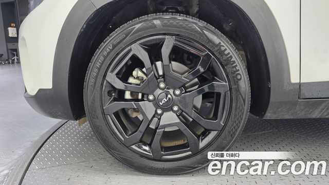 Kia Seltos Gasoline 1.6 Turbo 2WD Gravity 2023 — фото 5