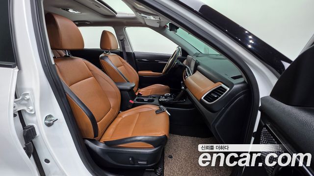 Kia Seltos Gasoline 1.6 Turbo 2WD Gravity 2023 — фото 10