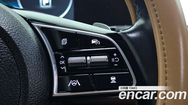 Kia Seltos Gasoline 1.6 Turbo 2WD Gravity 2023 — фото 17
