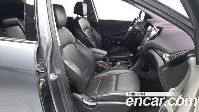 Hyundai Santa Fe (DM) Diesel(e-VGT) 2.0 2WD Premium 2013 — фото 11