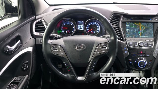 Hyundai Santa Fe (DM) Diesel(e-VGT) 2.0 2WD Premium 2013 — фото 13