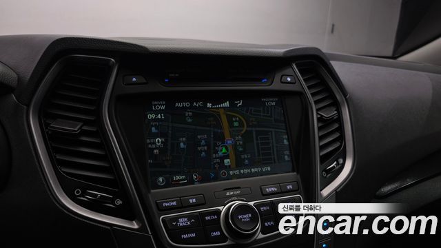 Hyundai Santa Fe (DM) Diesel(e-VGT) 2.0 2WD Premium 2013 — фото 14