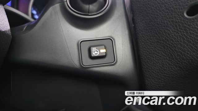 Hyundai Santa Fe (DM) Diesel(e-VGT) 2.0 2WD Premium 2013 — фото 17