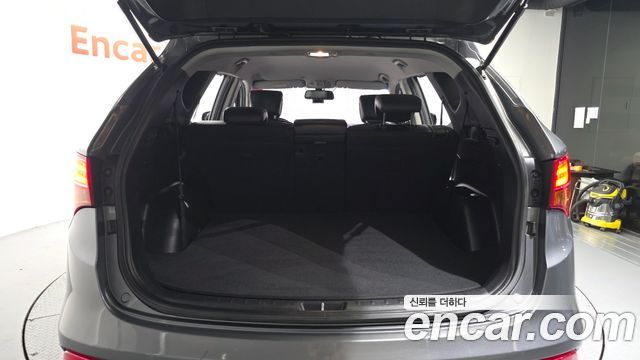 Hyundai Santa Fe (DM) Diesel(e-VGT) 2.0 2WD Premium 2013 — фото 20
