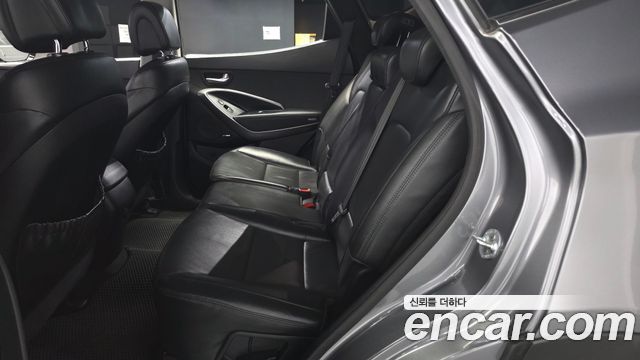 Hyundai Santa Fe (DM) Diesel(e-VGT) 2.0 2WD Premium 2013 — фото 26